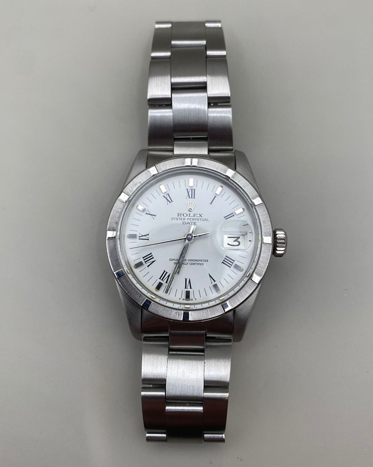 Rolex Oyster Perpetual Date (N° Romanos)